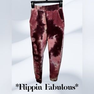 Better Be~ tye dye jogger pants size small